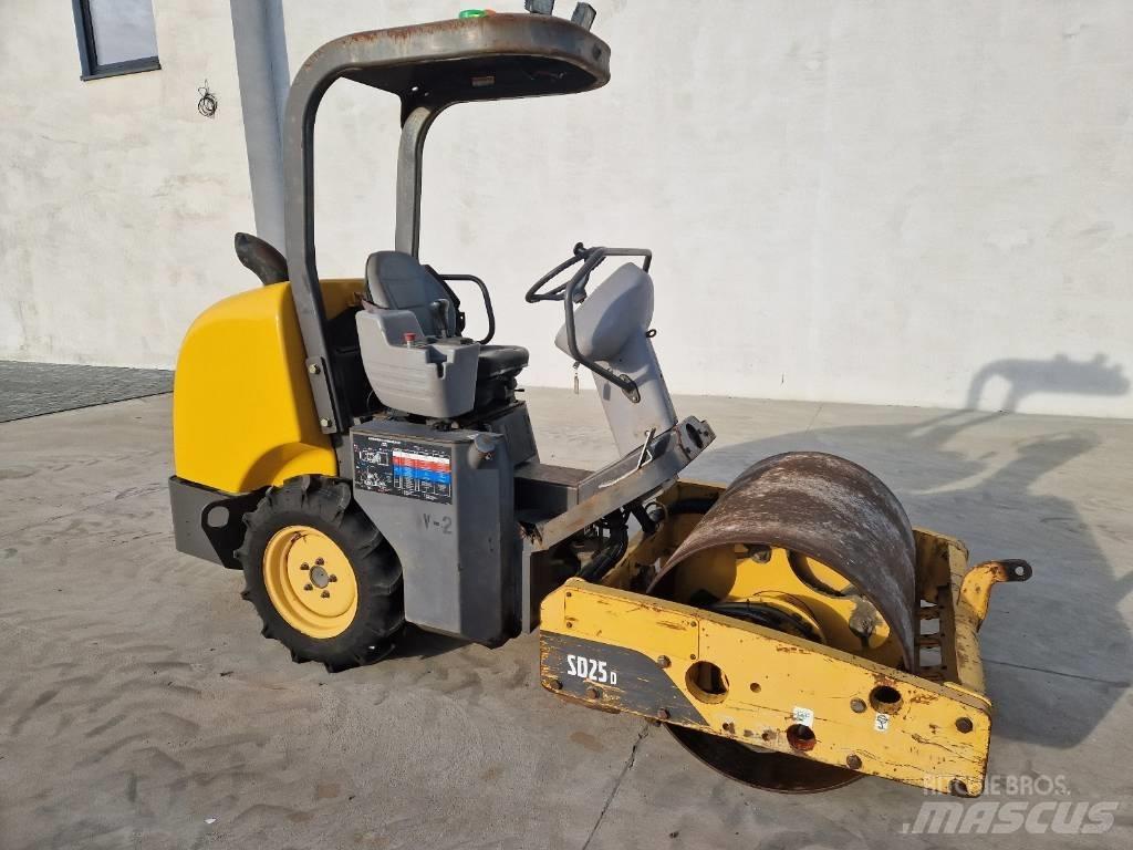 Volvo SD 25 D  R329 Еднобарабанни ролки
