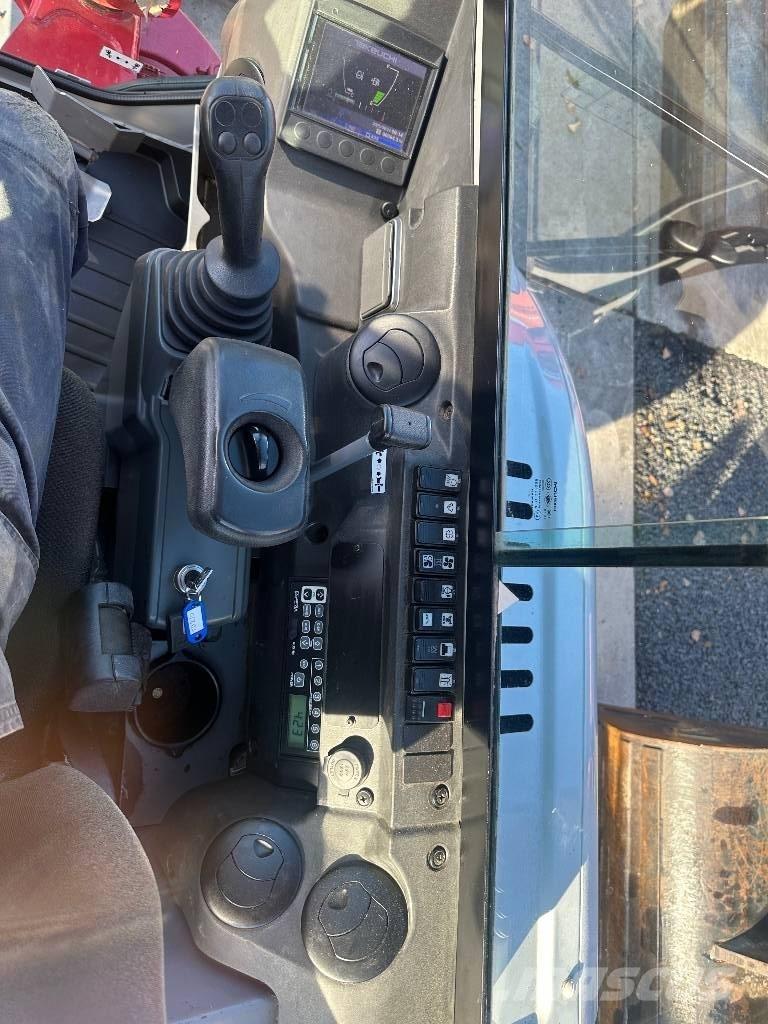 Takeuchi TB 230 Мини екскаватори < 7 т