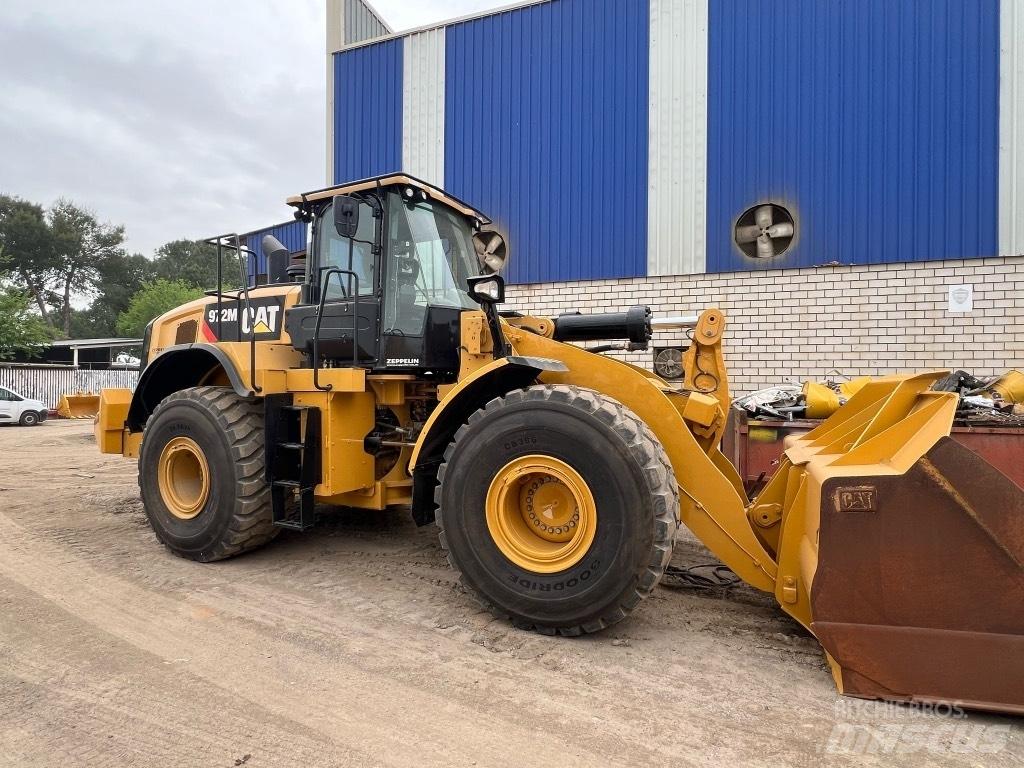 CAT 972 M Колесни товарачи