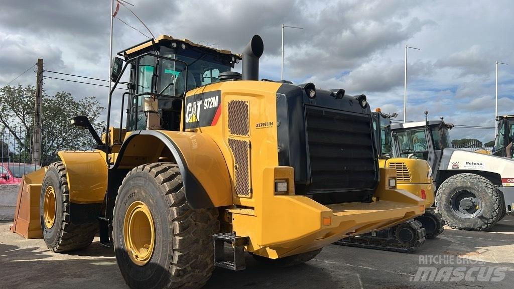 CAT 972 M Колесни товарачи