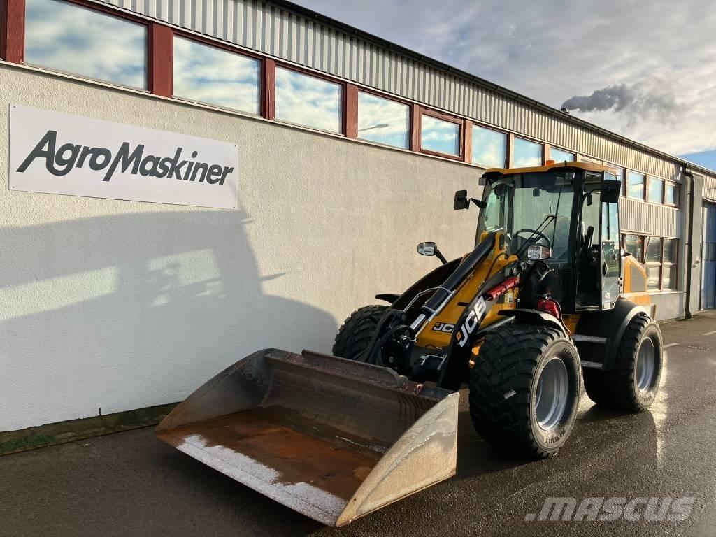 JCB 409 STAGE V - AGRI Мини товарачи
