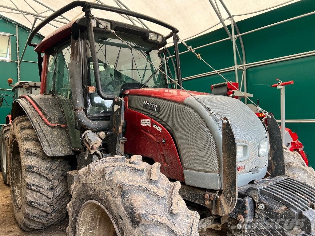 Valtra N 121 Горски трактори