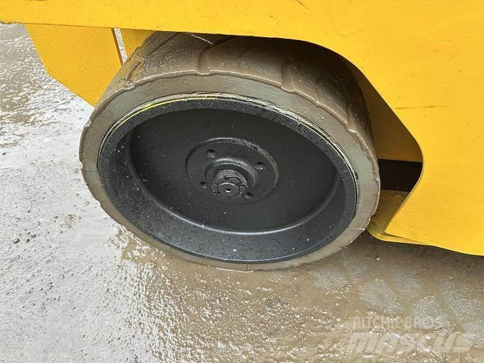 JCB S2632E Ножични работни платформи