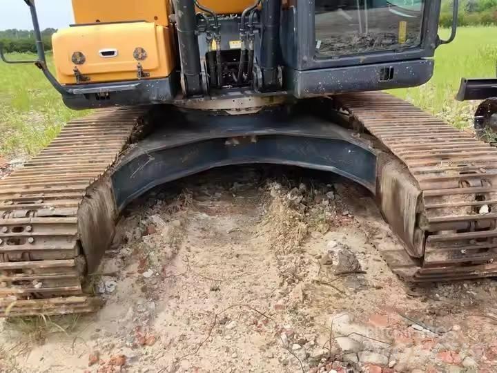 Hyundai 225LVS Верижен екскаватор