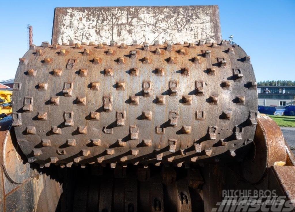 CBI 6400 T Мелници за пънове
