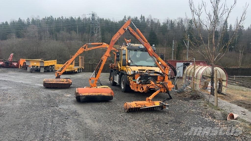 Unimog U427 Общински/универсални превозни средства
