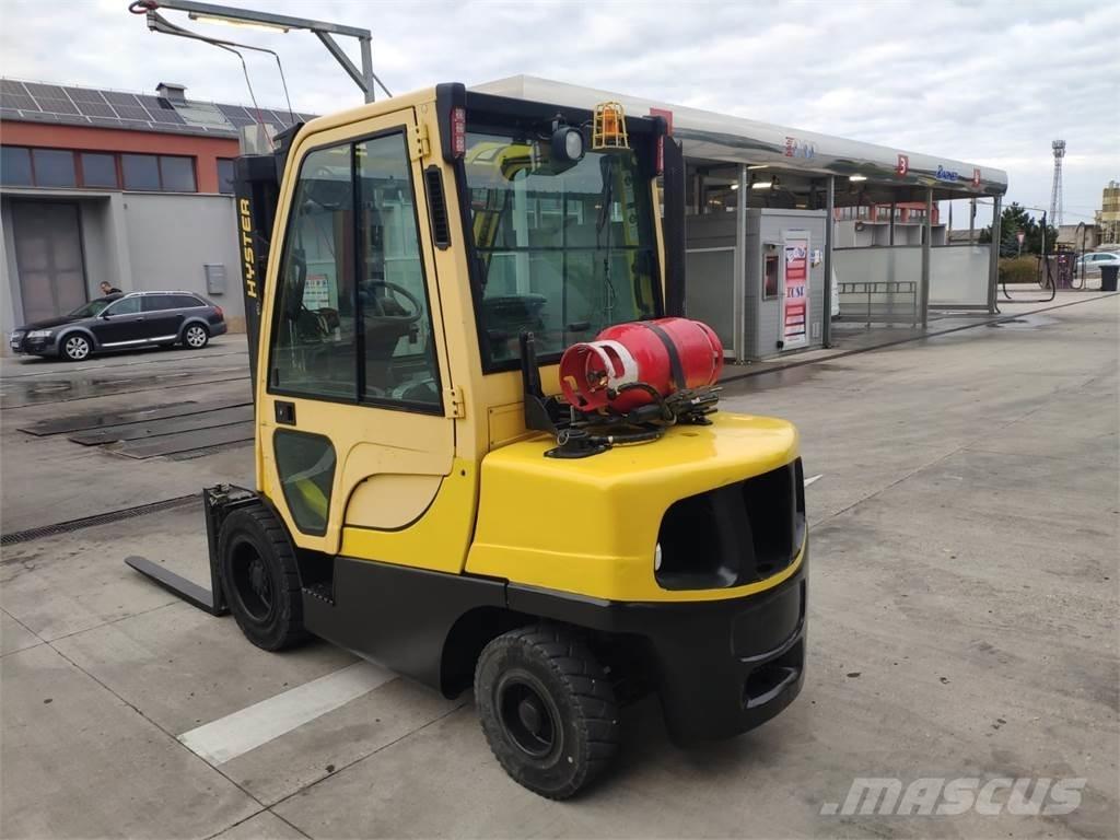 Hyster H3.5FT Камиони с АГУ
