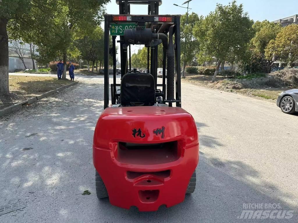 Hangcha A38 Дизелови камиони