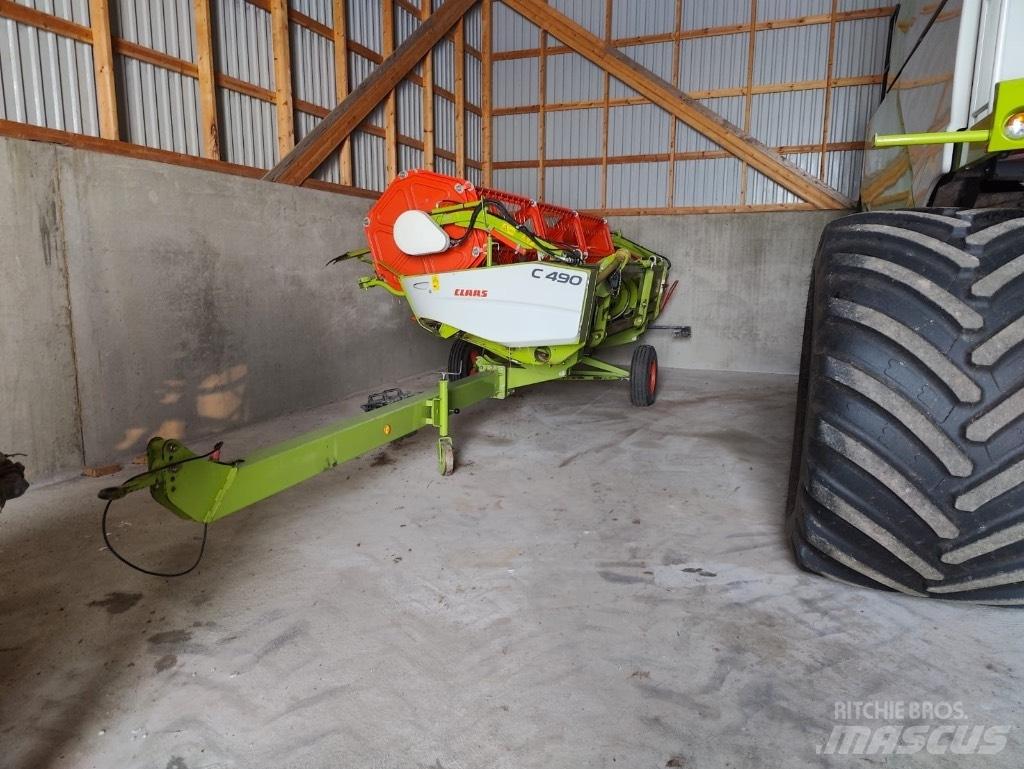 CLAAS Tucano 320 Комбайни