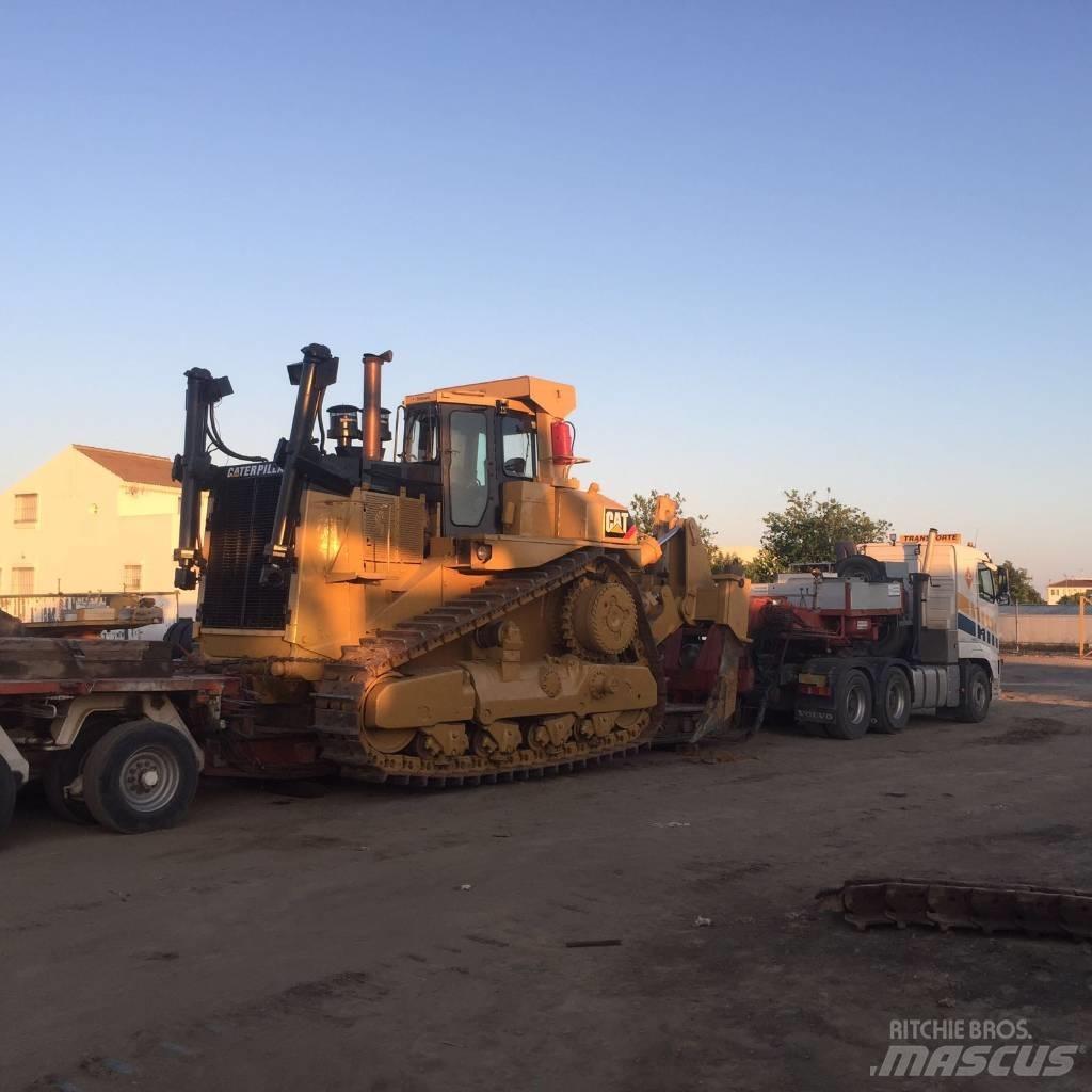 CAT D 9 L Верижни булдозери
