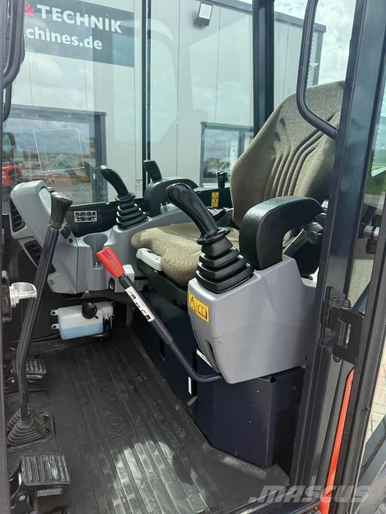 Kubota U 27-4 Мини екскаватори < 7 т
