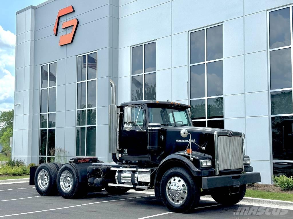 Western Star 4900 SF Влекачи