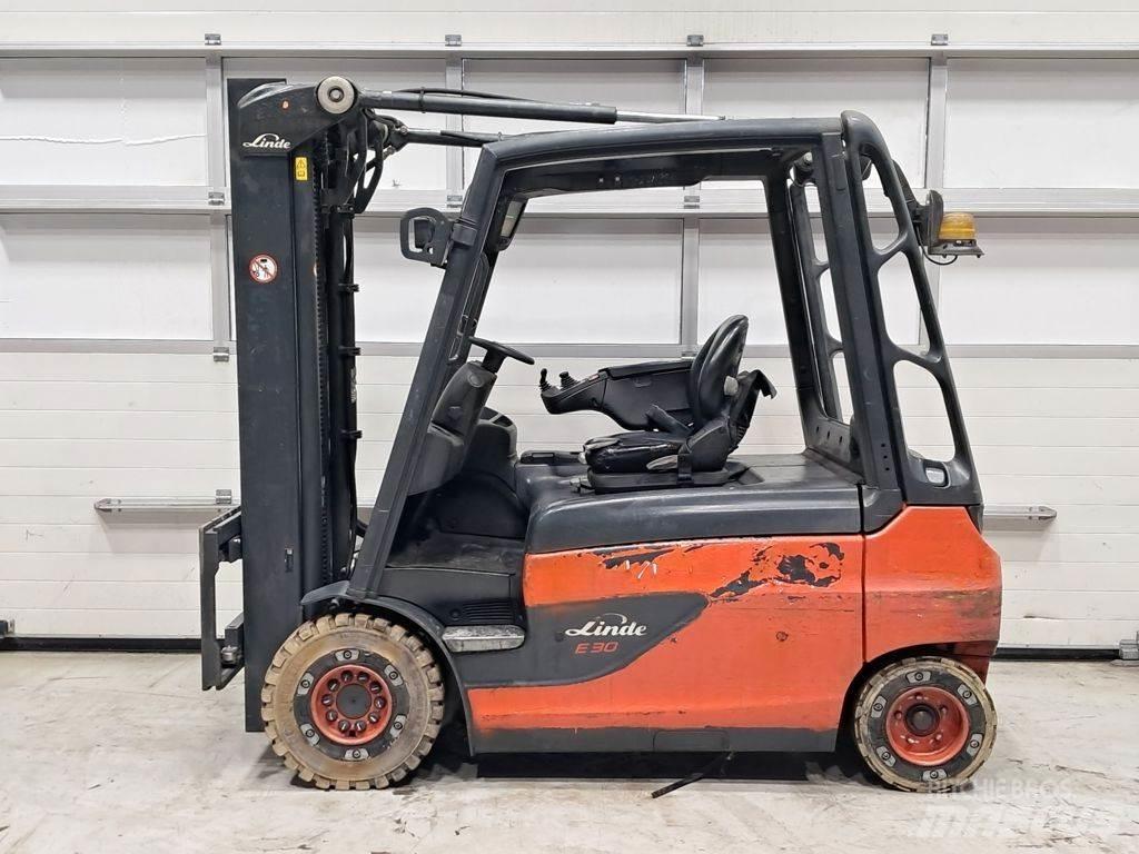 Linde E30L-01 Електрически вилични кари-повдигачи