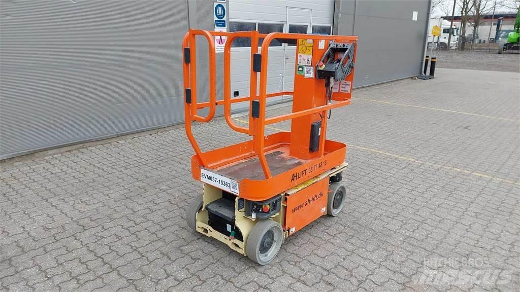 JLG 1230ES Други вишки и платформи