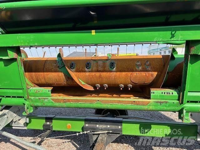 John Deere T 550 Комбайни
