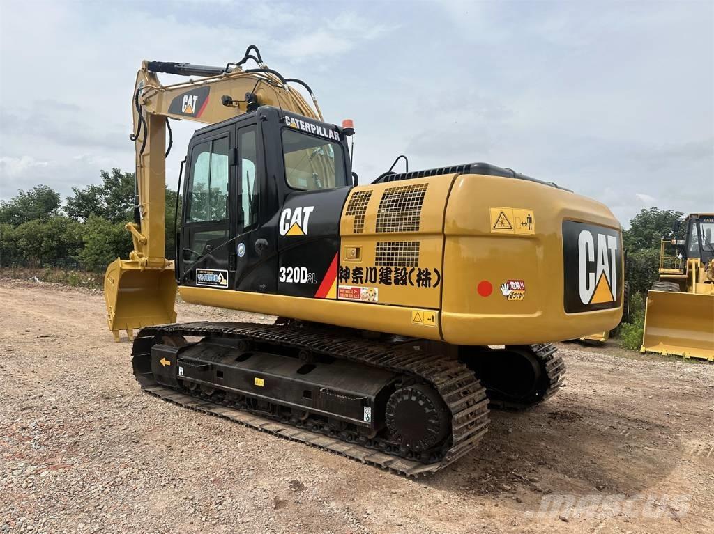 CAT 320 D2L Верижен екскаватор