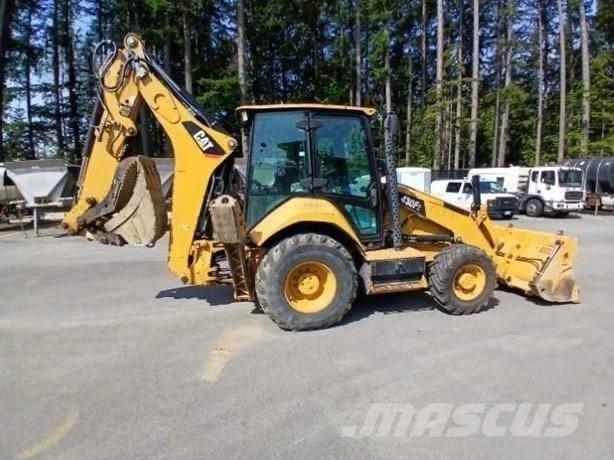 CAT 430 F Товарач със заден ексватор