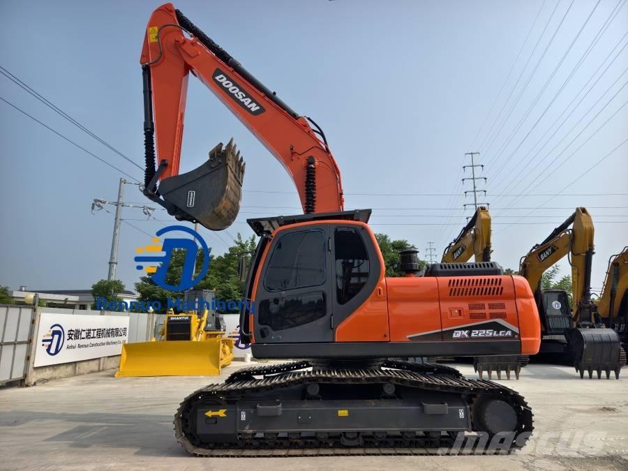 Doosan DX 225 LCA Верижен екскаватор