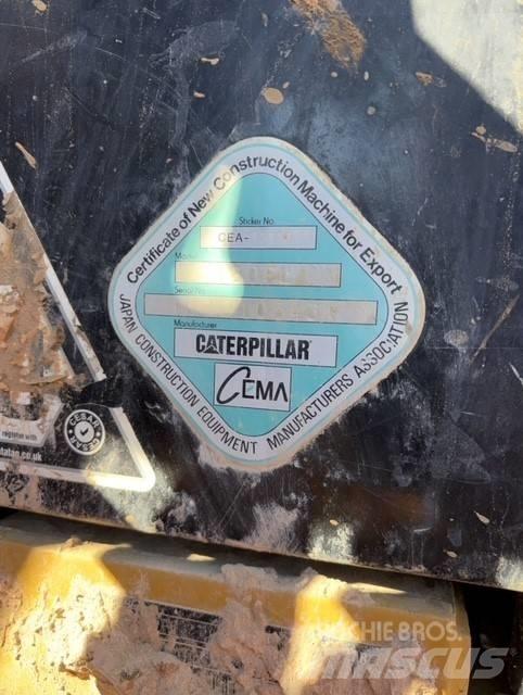 CAT 320F Верижен екскаватор