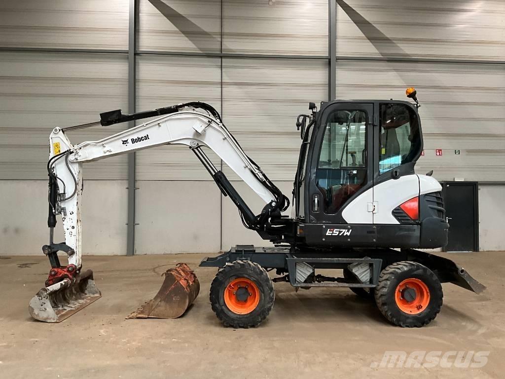 Bobcat E 57 W Колесни екскаватори