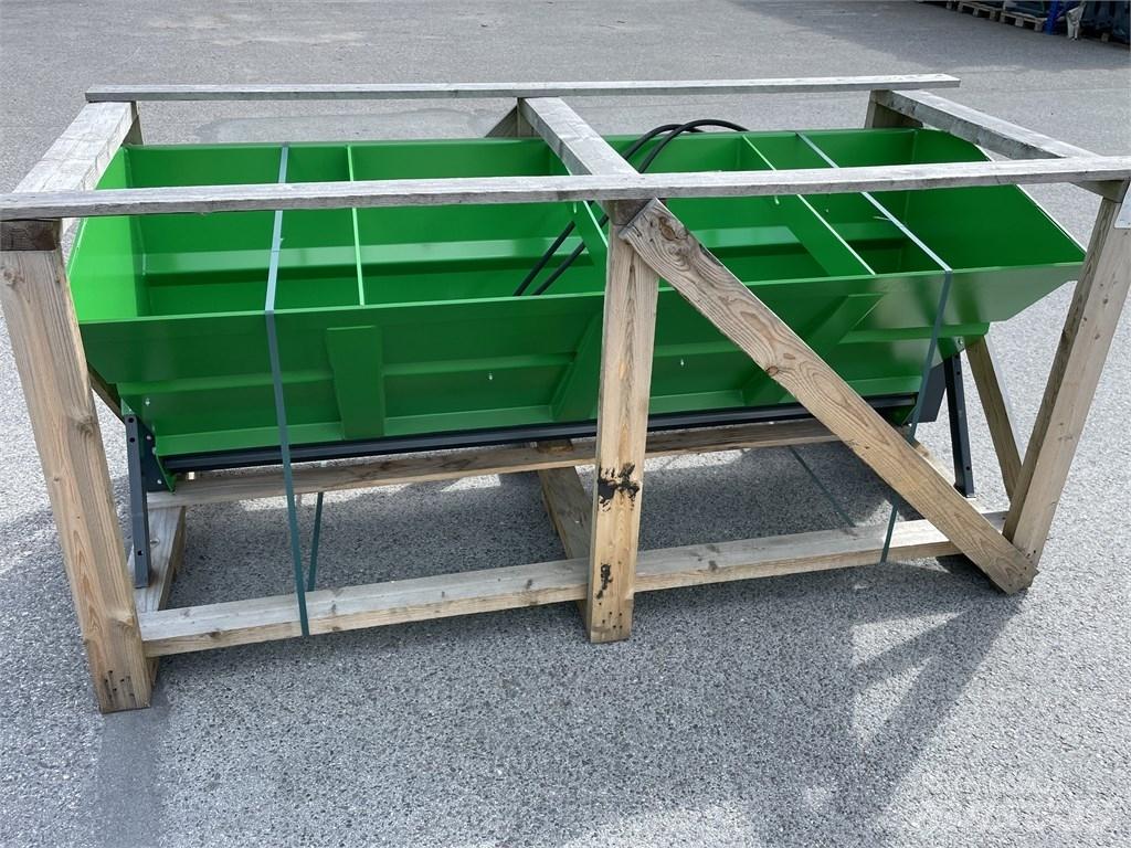 Sami SL-2300 3P/SMS Разстилачки на пясък и сол