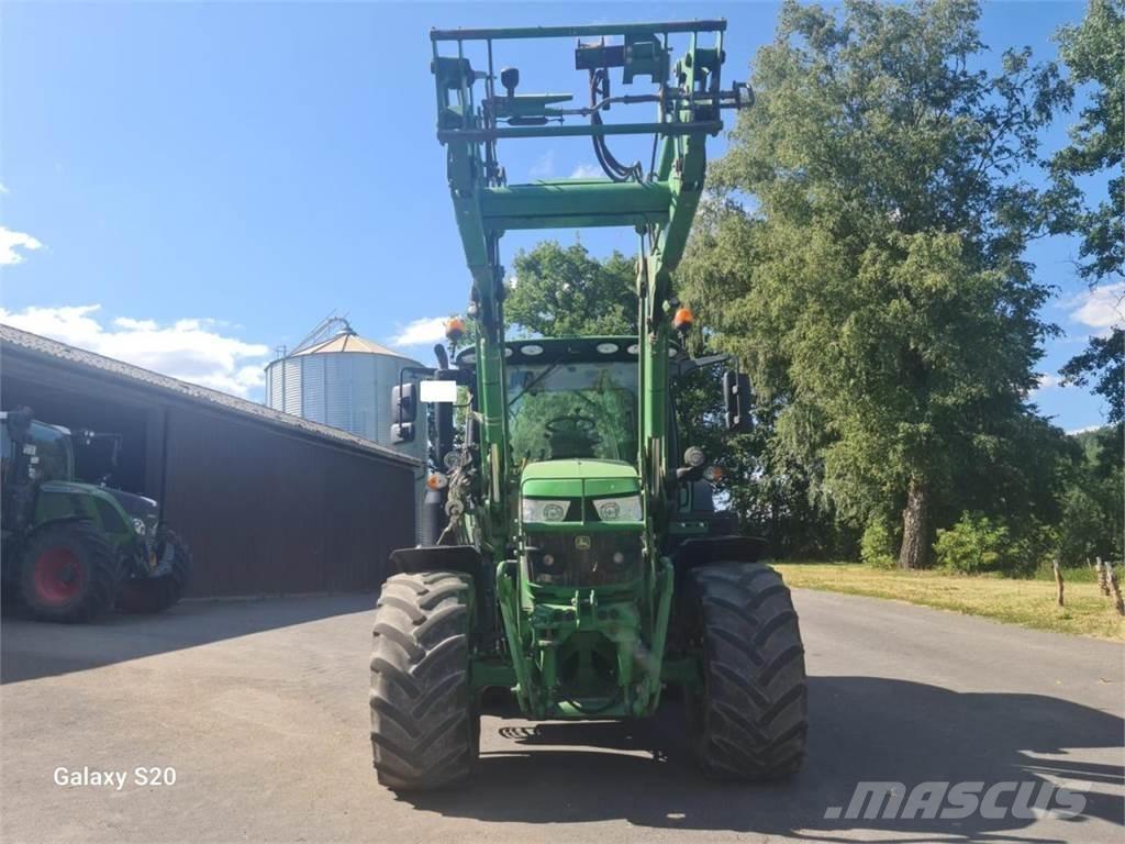 John Deere 6130R Трактори