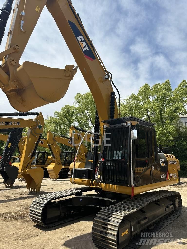 CAT CAT320D Средни екскаватори 7т - 12т