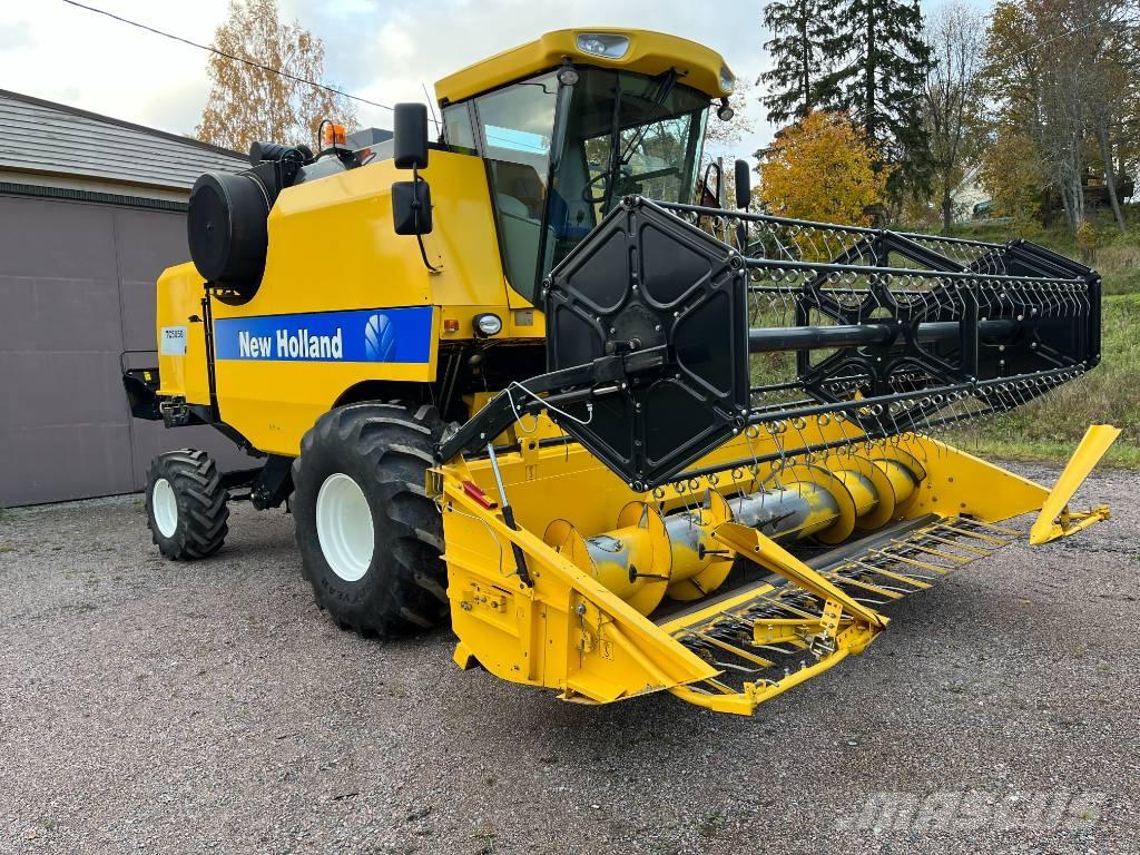 New Holland TC 5050 Комбайни