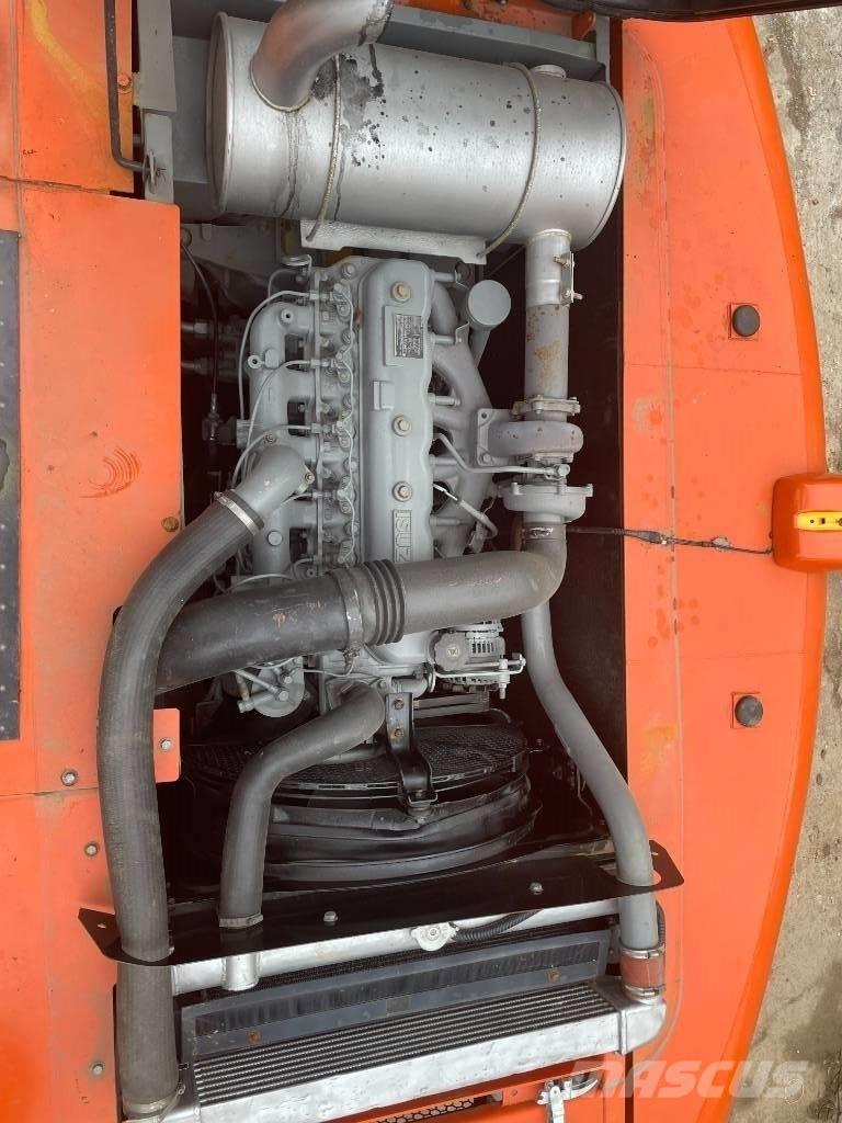 Hitachi ZX 200 Верижен екскаватор