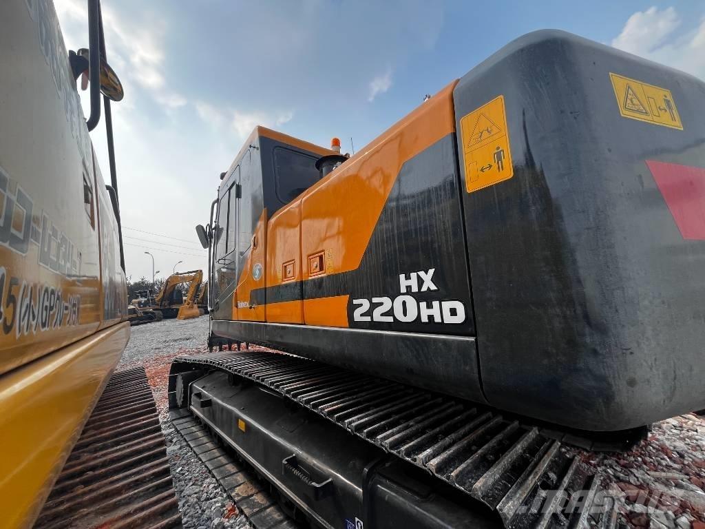 Hyundai HX 220 HD Верижен екскаватор