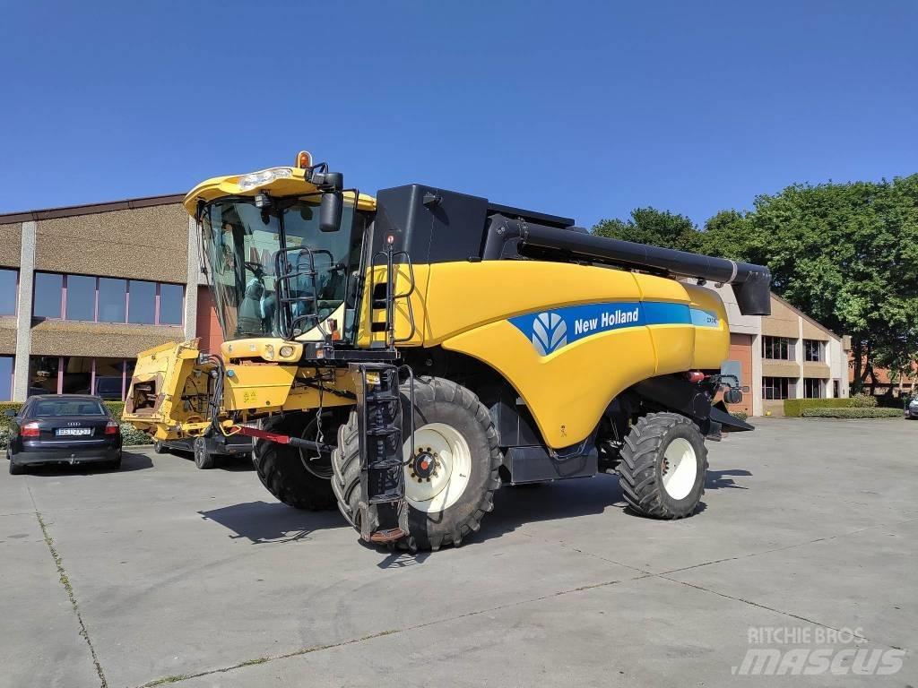 New Holland CX 760 Комбайни