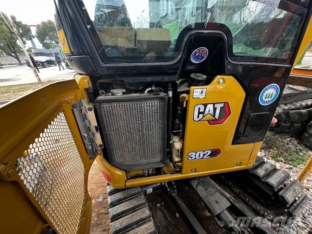 CAT 302 Верижен екскаватор