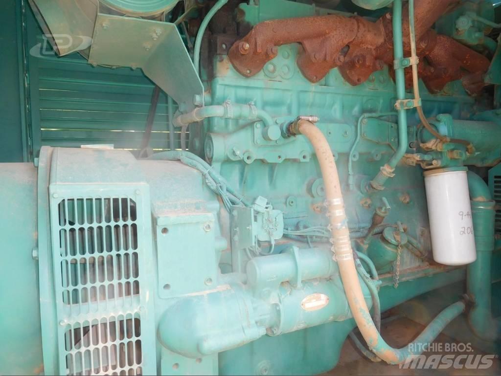 Onan 300 KW Дизелови генератори

