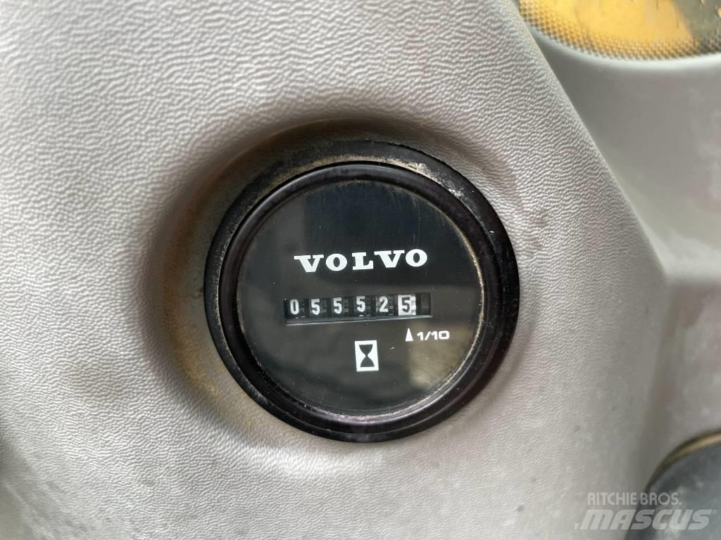 Volvo ECR 235 Верижен екскаватор