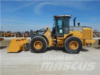 John Deere 524K Колесни товарачи