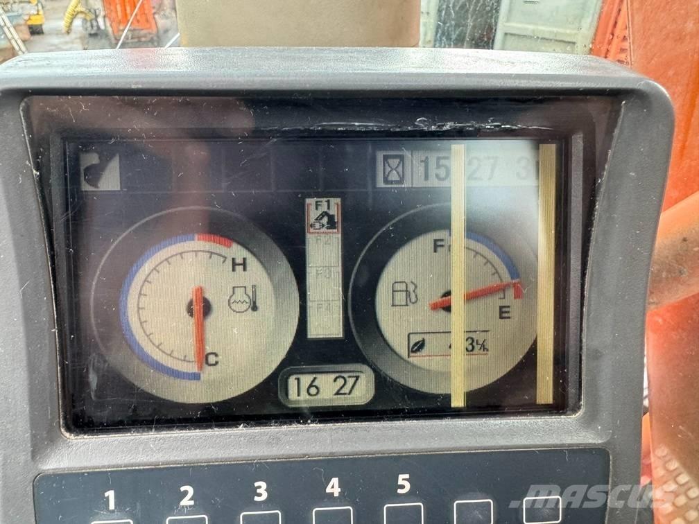 Hitachi ZX 280 LC-3 Верижен екскаватор