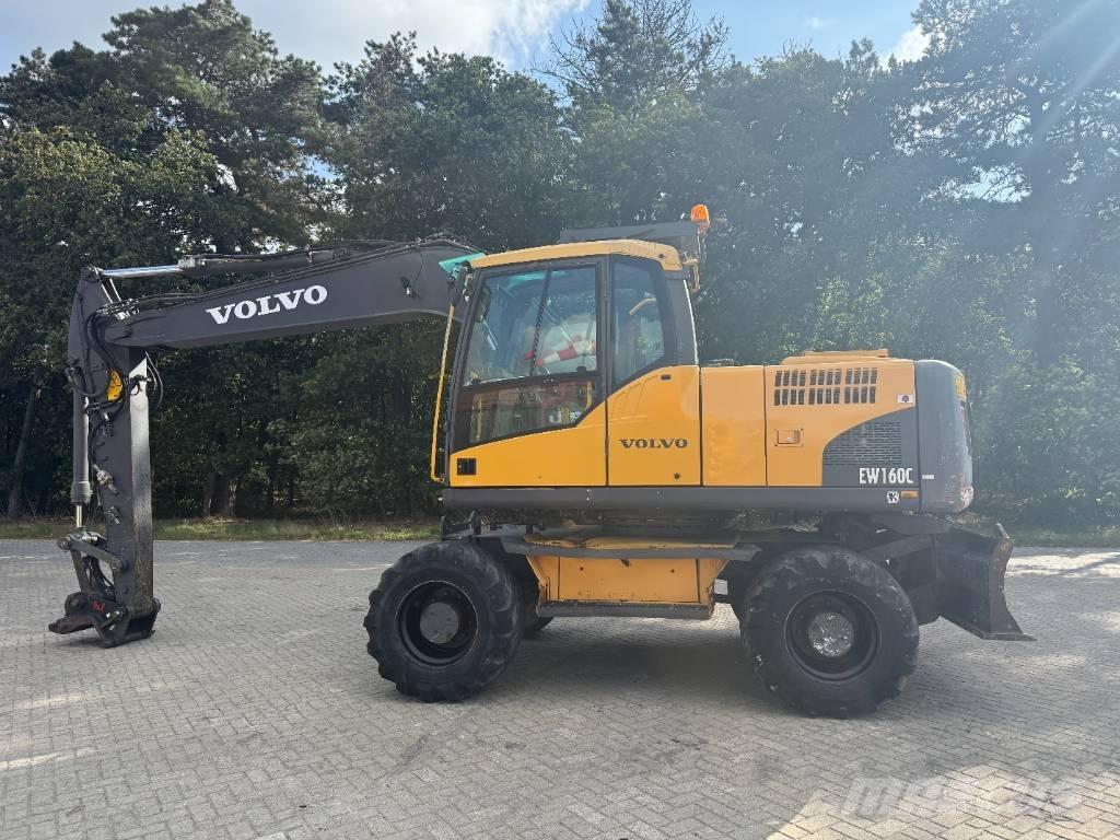 Volvo EW 160 C Колесни екскаватори