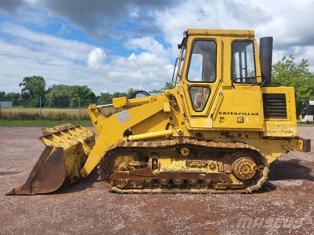 CAT 943 Верижен товарач