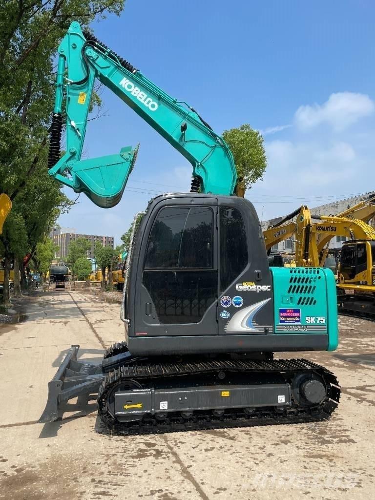 Kobelco SK 75 Мини екскаватори < 7 т