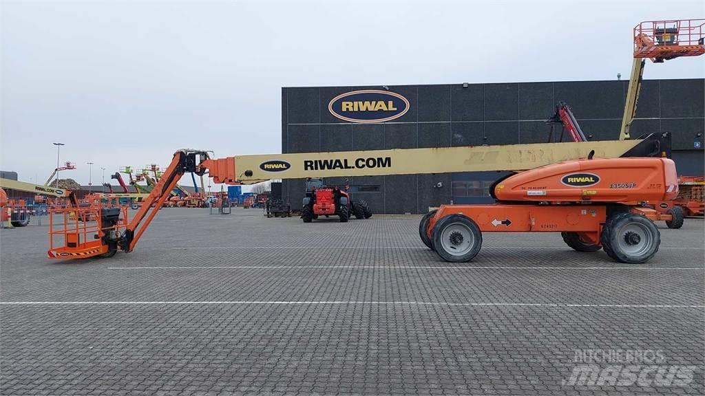 JLG 1350SJP Телескопични повдигачи
