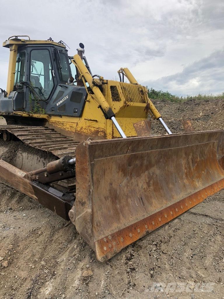 Komatsu D 65 PX-12 Верижни булдозери
