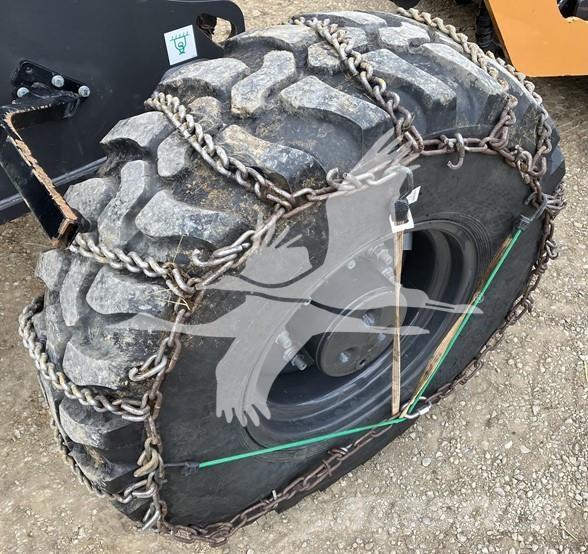 CASE 321F Колесни товарачи