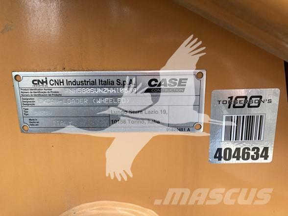 CASE 580SV Товарач със заден ексватор