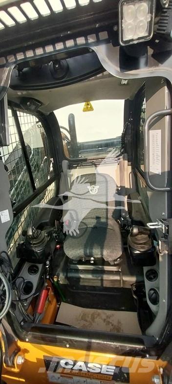 CASE DL550 Мини товарачи
