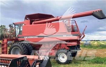 Case IH 1680 Комбайни