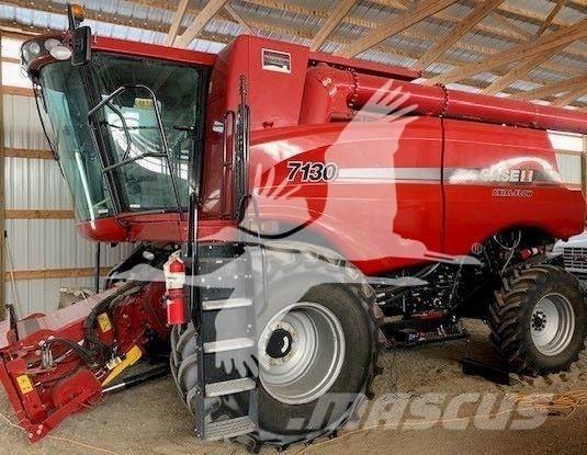 Case IH 7130 Комбайни