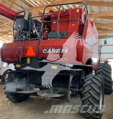Case IH 7130 Комбайни
