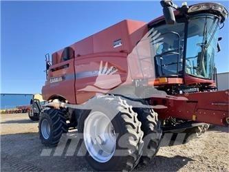 Case IH 8240 Комбайни