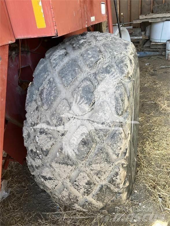 Case IH 8580 Балопреси квадратни
