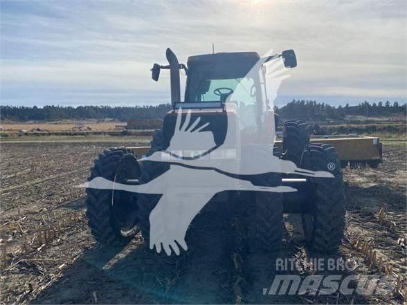 Case IH MX270 Трактори